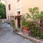Alba Vatican Apartment