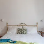 Iflat Pantheon Peaceful & Comfortable Apartment