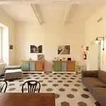 Gracchi Flat