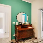 F&F Apartment - Ostiense Metro Garbatella