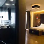 Divina Luxury Hotel