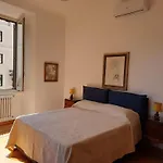 Borghese Deluxe Apartment - 4 Bedrooms - 3 Bathrooms