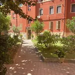 Beatrice\'S House