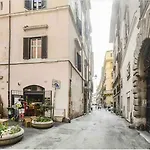 Pantheon Apartment In The Heart Of Rome