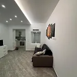 Sunny Deluxe House