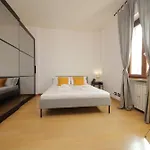 Cozy And Comfy Apartment In Piramide Metro Stop