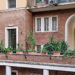 Apt Ristrutturato A Palazzo Federici Piazza Bologna