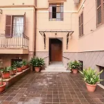 Re Di Rhome Guest House