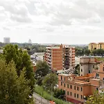 Stepahouse Roma Zona San Paolo Elegante Bilocale A 2 Minuti Dalla Metro B