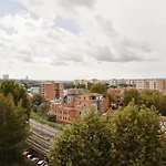 Stepahouse Roma Zona San Paolo Elegante Bilocale A 2 Minuti Dalla Metro B