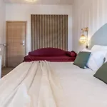Dafne Rooms Un Soggiorno Energico E Pieno Di Vita
