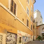 C M Fori Imperiali Apartment