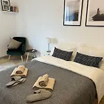 Sunny Room With Stunning San Pietro View