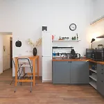 Elena\'S Apartment - Piramide Metro Station