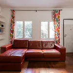 Elegant Apartment In Trastevere