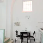 Studio 23
