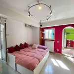 Delizioso Appartamento Con Terrazza In Rome