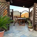 Delizioso Appartamento Con Terrazza In Rome