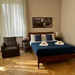 Aventino Flat