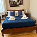 Aventino Flat