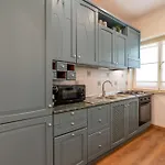 Vatican Oasis - Free Parking, 4-6 Pax, 2 Bedrooms