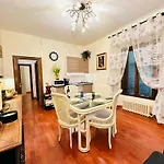 Via Veneto Lulus Home