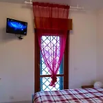 Uma Home