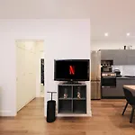 Colosseo A 15 Minuti - Suite Elegante In Centro