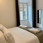 Vicolo Doria 2