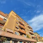 New Apartment With Terrace - 150M Metro A