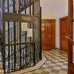 New Comfortable 2 Bedroom Della Vittoria By Halldis