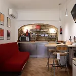 Cozy Roman Nest