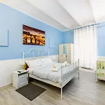 Children House Apartment