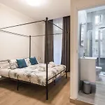 C3 Top Class Apartment, 2 Camere Da Letto, 2 Bagni, Giardino Distante 15 Minuti A Piedi Da Fontana Di Trevi