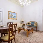 Carrozze Luxury Apartment