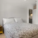 The Poolside House - New 2 Bedroom Apartment With Terrace