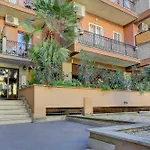 Vatican Loft With Balcony - Home And More