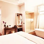 Stoa Rome Boutique Suites