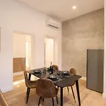 St Peter & Vatican Luxury Suites - Boutique Suites In Rome Centre & Vatican - Ac, Wifi & Metro 5 Min