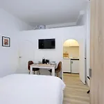 Suity I Cozy Barberini Studio