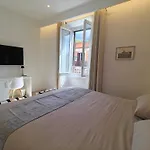 La Casa Di Mida - Rome Center