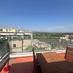 Mrbrown - Parioli A Gem With A Great View