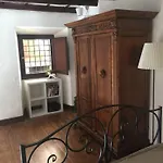 Trastevere Piazza Trilussa Royal Orchid Apartment