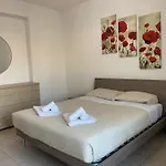 Manuela Holiday House