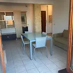 Manuela Holiday House