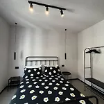Urban Concept Santa Croce In Gerusalemme - Entire Apartment