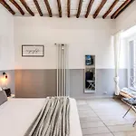 Costaguti 36 Apartment
