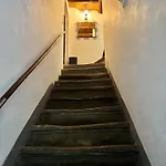 Navona Fox House 1