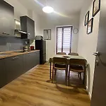 Maison Adelaide