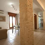 Manuela Holiday House